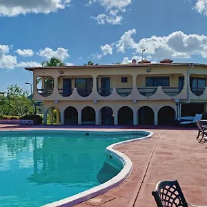 Cortsland Antigua Hotel